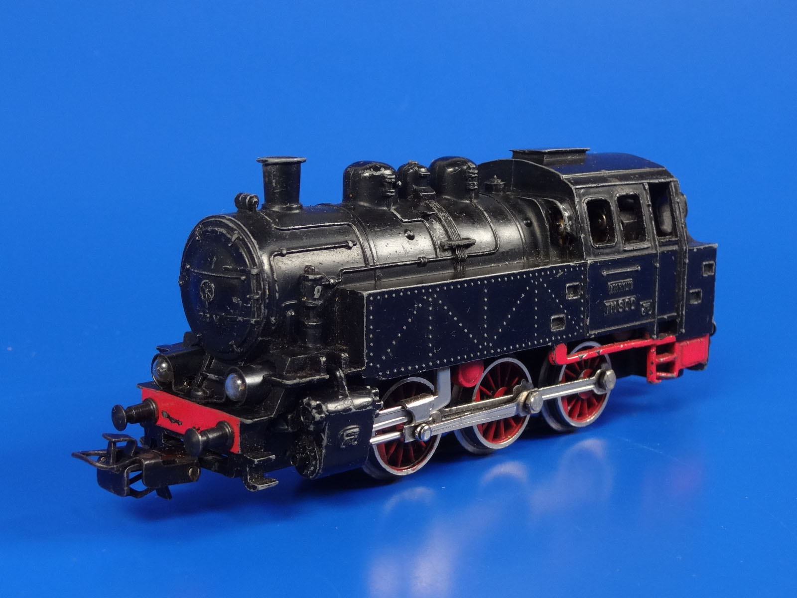 Märklin CCS800 elektrische locomotief Ce6/8SBB - Ben Ontspoord
