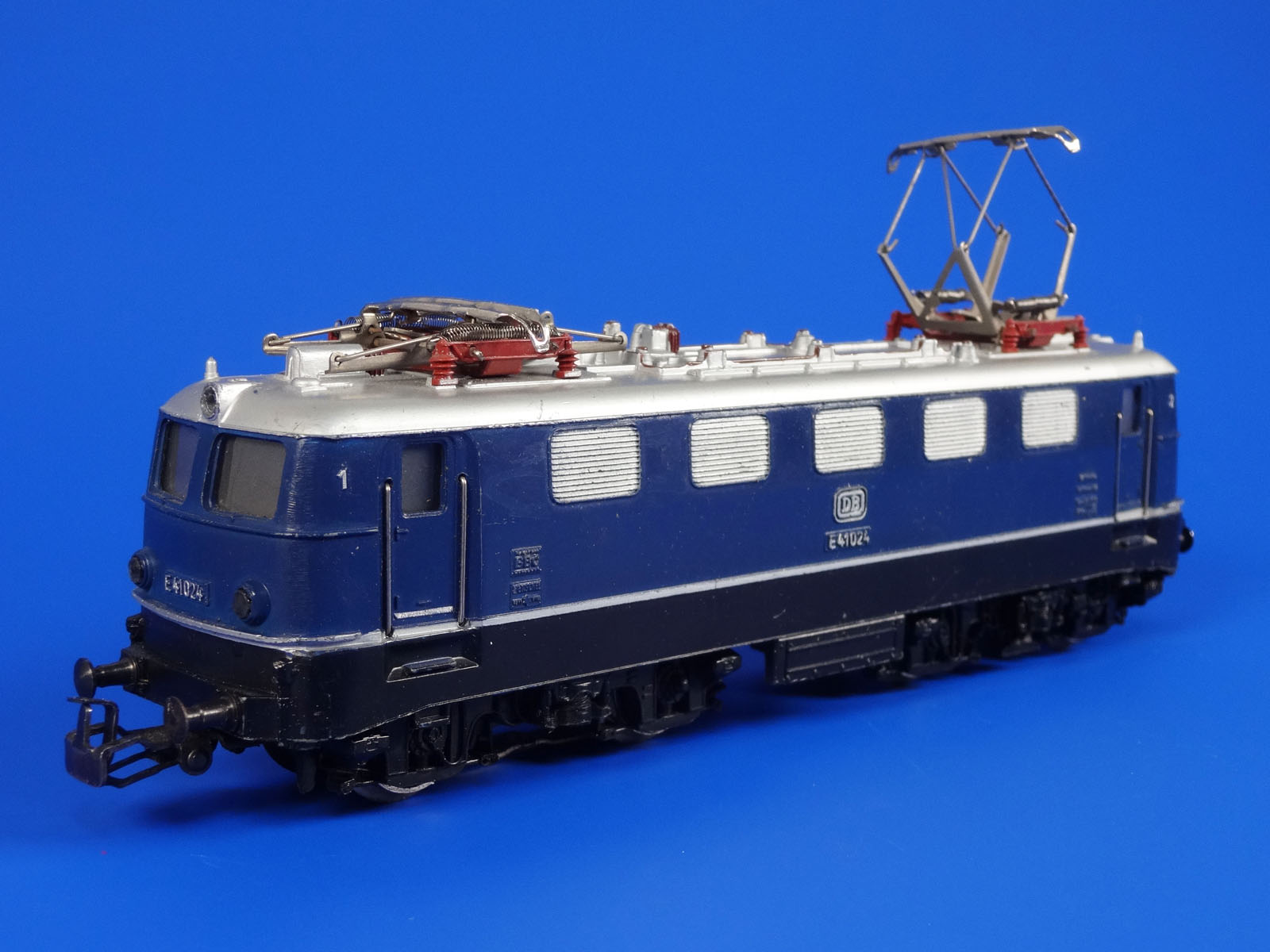 メルクリン HO 3034 ドイツ連邦鉄道 BR141 電気機関車 難あり
